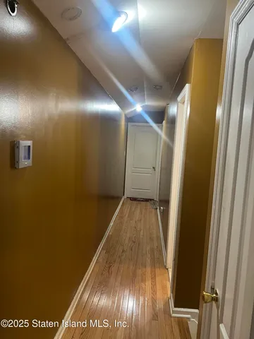 $574,999 | 256 Maple Parkway | Mariners Harbor