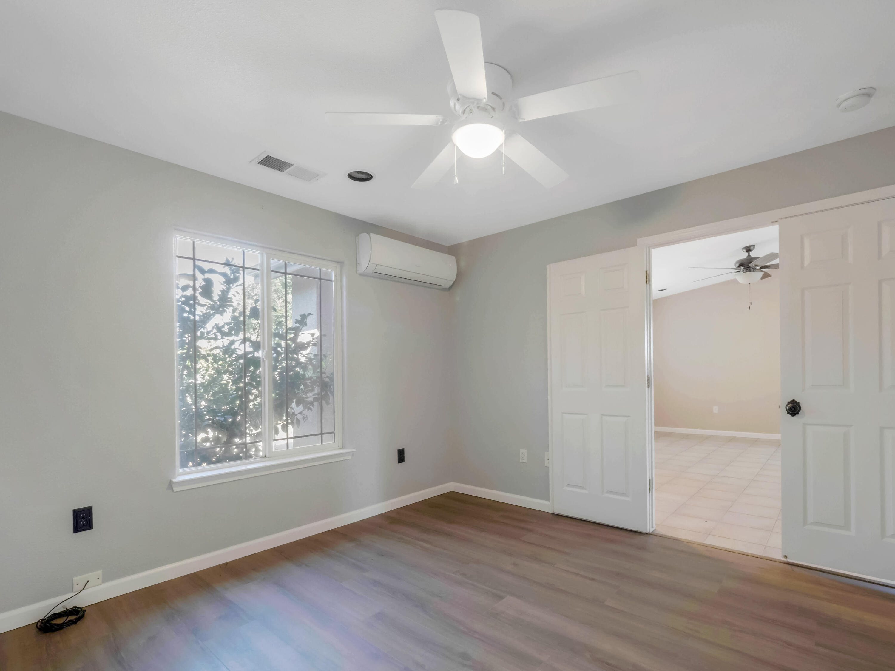 697 Leta Mae Court Exeter, CA 93221 - Photo 16 of 33 Office/Bedroom