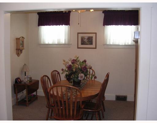 420 Ohio Avenue Rochester, PA 15074 - Photo 3 of 7 Dining Room.