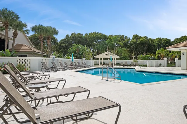 $669,000 | 3971 Schooner Pointe Drive, Unit 201, Jupiter, FL 33477