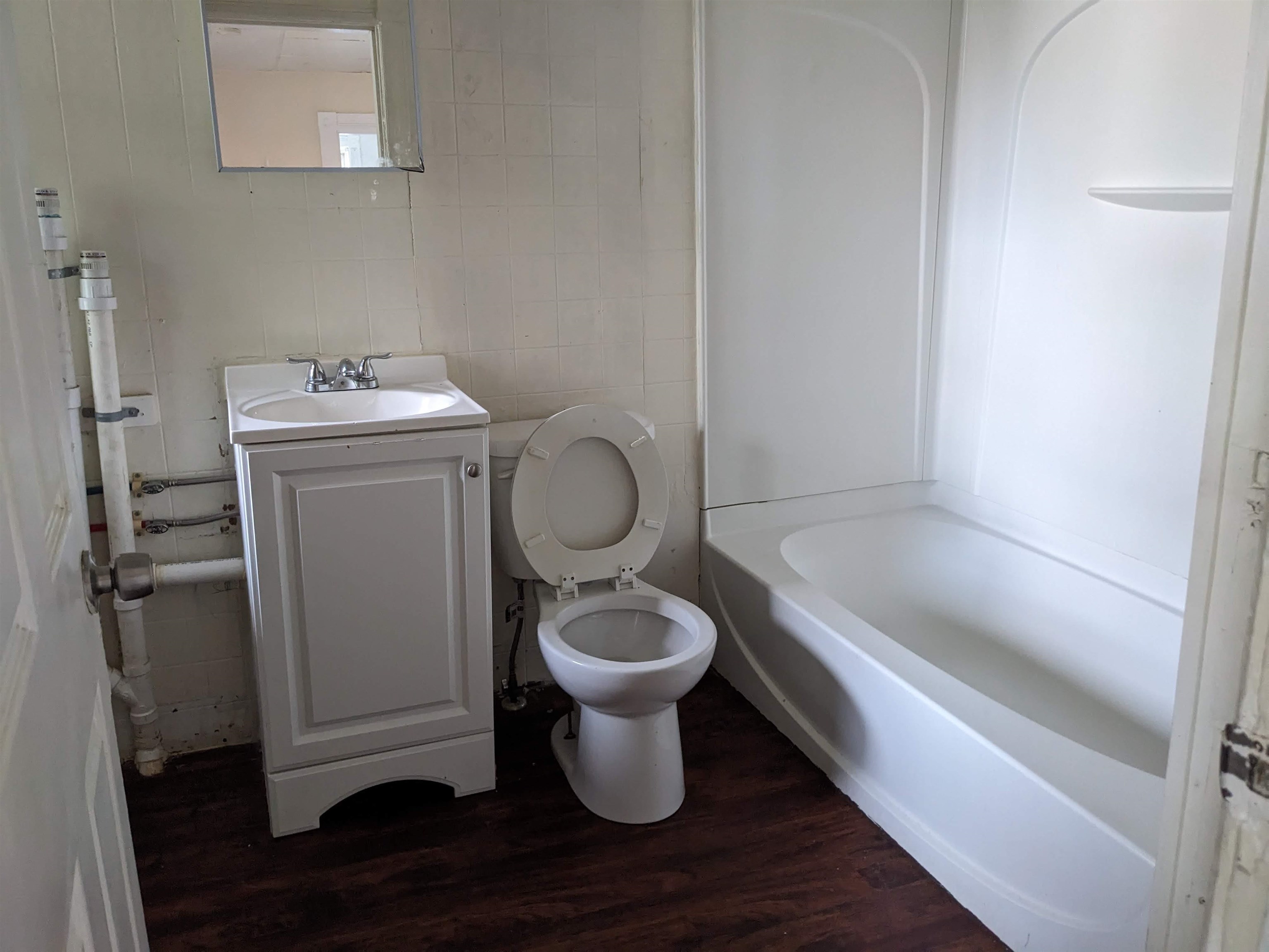 205 Wilson Street, Unit 2 Manchester, NH 03103 - Photo 5 of 14