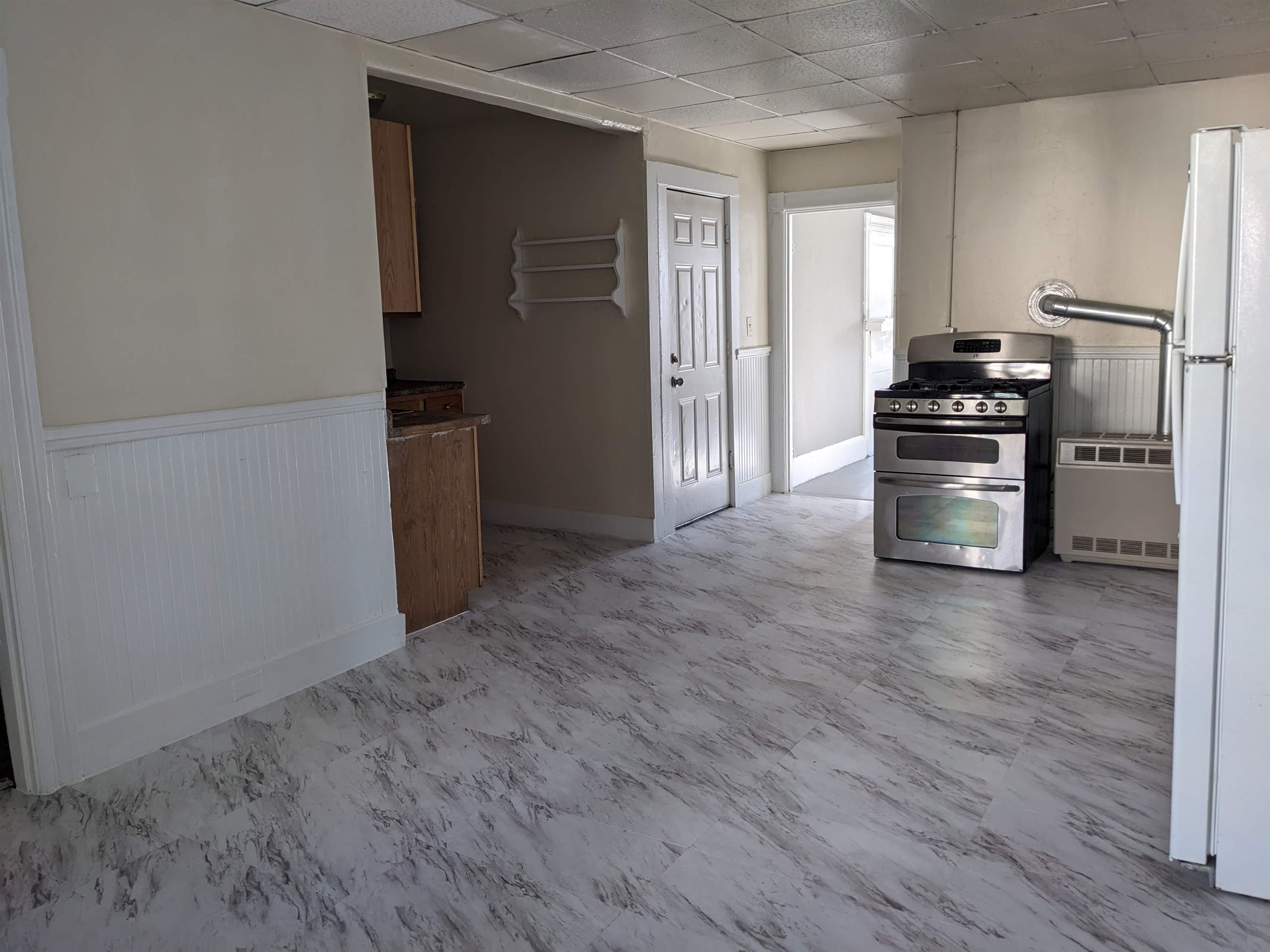 205 Wilson Street, Unit 2 Manchester, NH 03103 - Photo 7 of 14