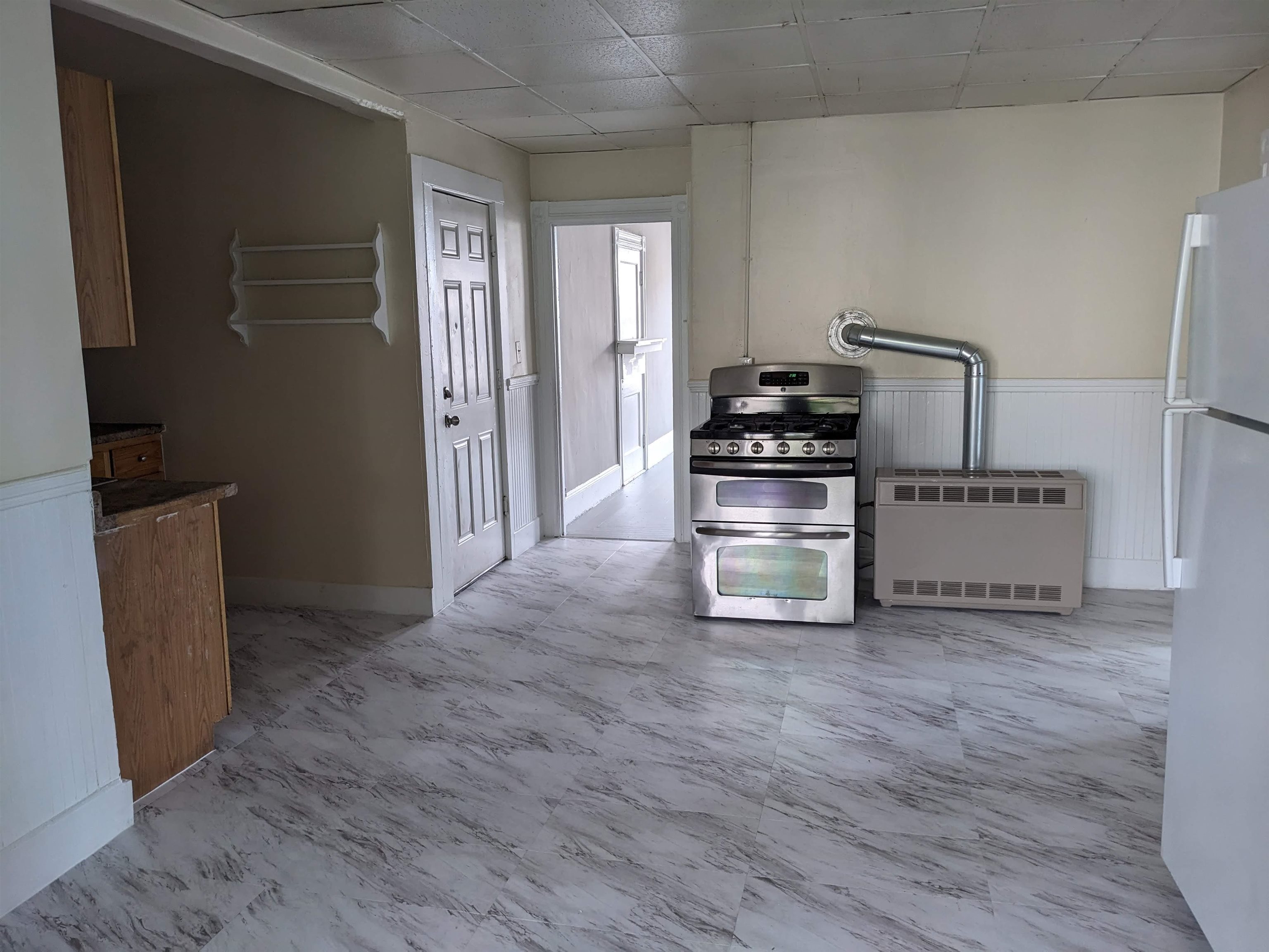 205 Wilson Street, Unit 2 Manchester, NH 03103 - Photo 8 of 14