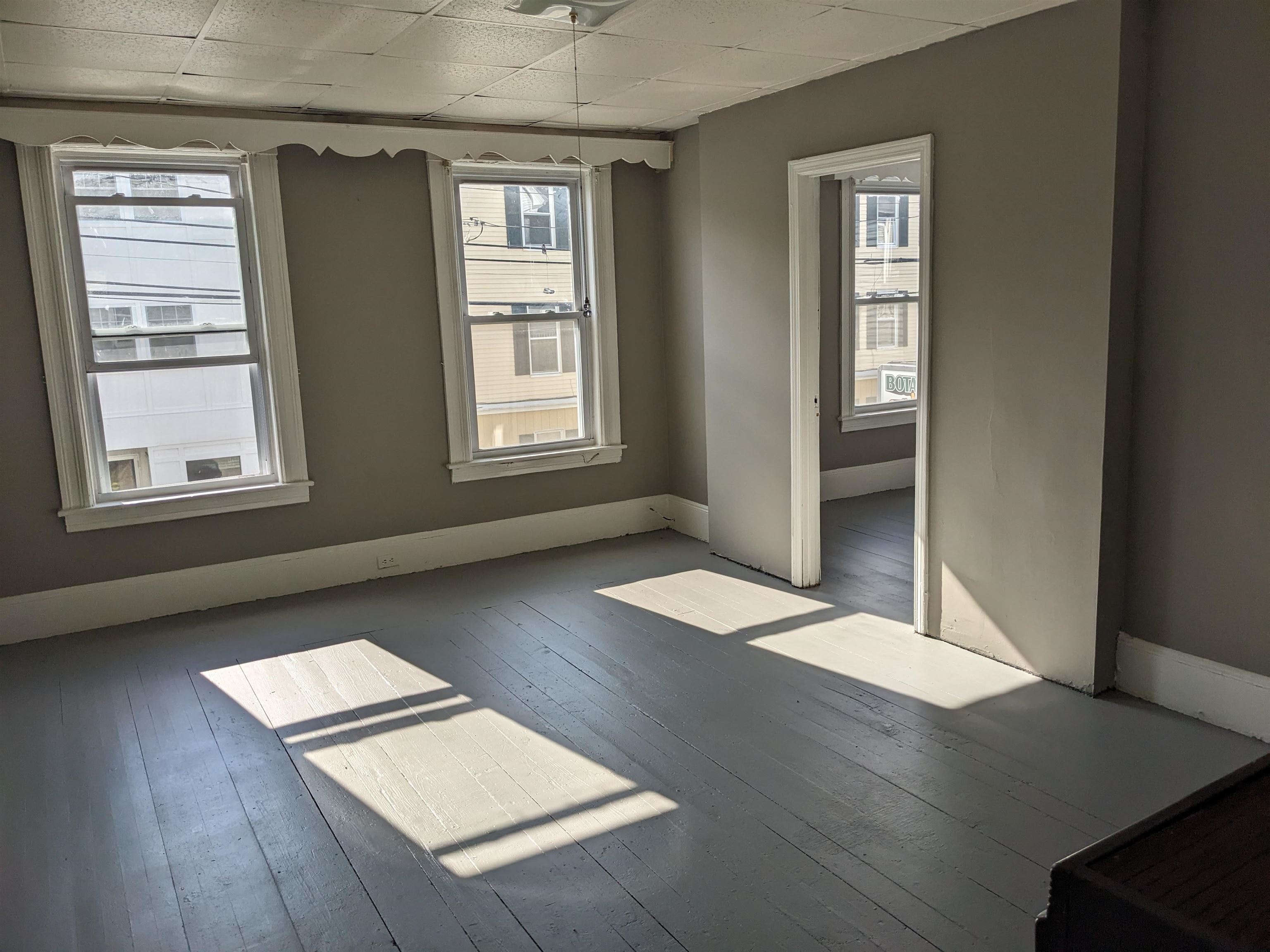 205 Wilson Street, Unit 2 Manchester, NH 03103 - Photo 10 of 14