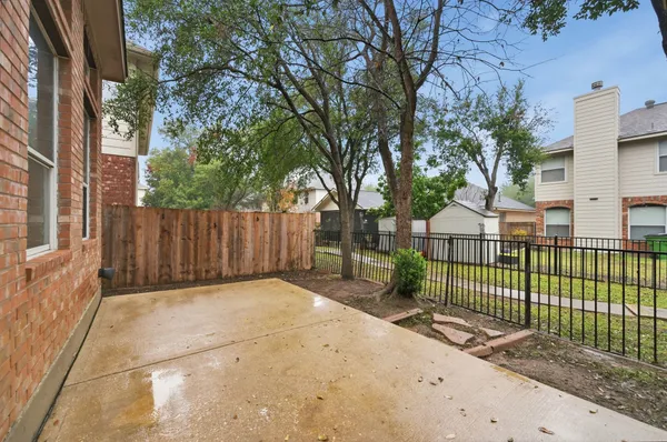 $345,000 | 1716 Briarton Lane South, Round Rock, TX 78665