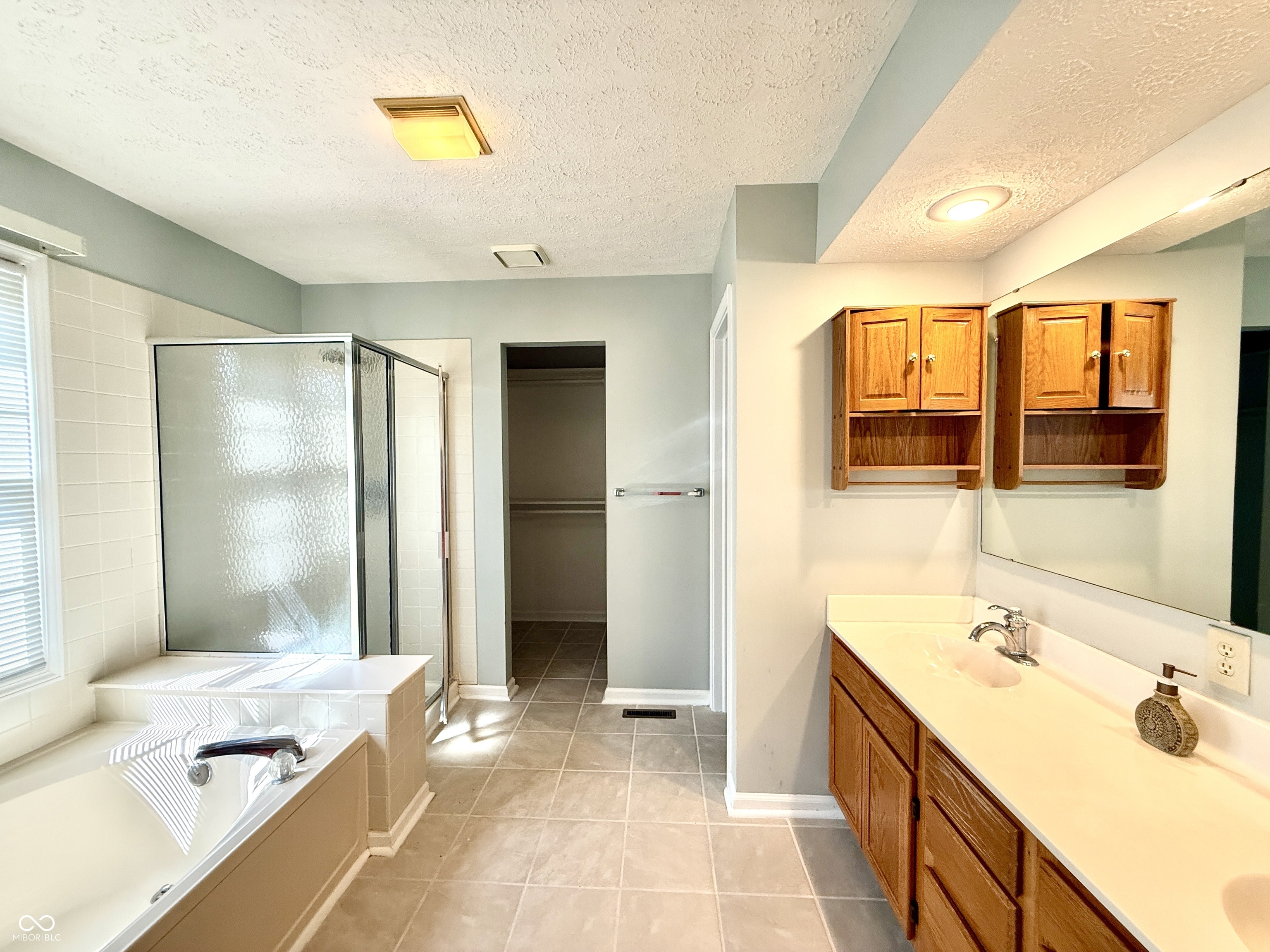 7741 Hidden Ridge Fishers, IN 46038 - Photo 15 of 28 Gallery Image 15