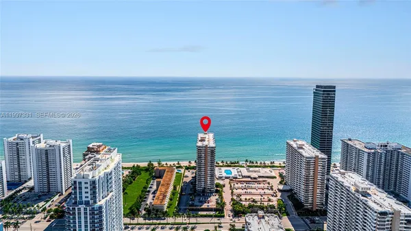 $2,800 | 1950 South Ocean Drive, Unit 20D, Hallandale Beach, FL 33009