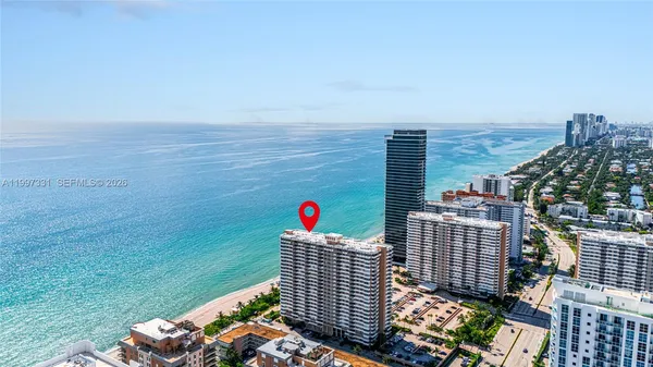 $2,800 | 1950 South Ocean Drive, Unit 20D, Hallandale Beach, FL 33009