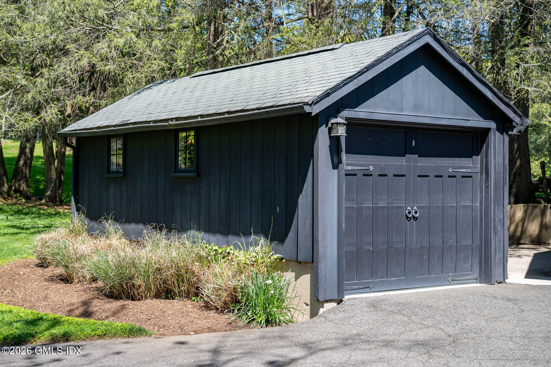 640 Round Hill Road Greenwich, CT 06831 - Photo 41 of 60 640 Round Hill Rd EXT 05-2026 10 - WEB