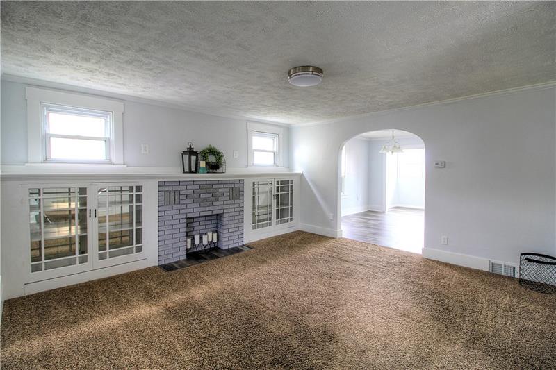 313 Webster Street Rochester, PA 15074 - Photo 3 of 25