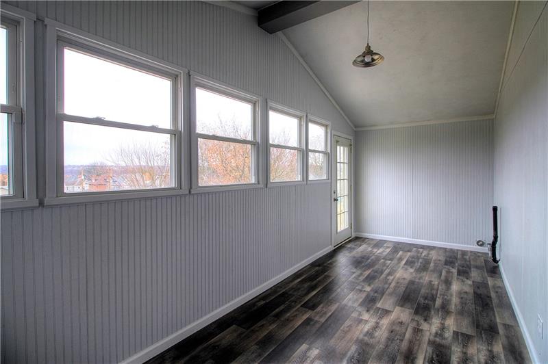 313 Webster Street Rochester, PA 15074 - Photo 9 of 25