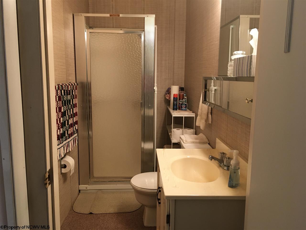 604 Middletown Road Fairmont, WV 26554 - Photo 10 of 19 Gallery Image 10