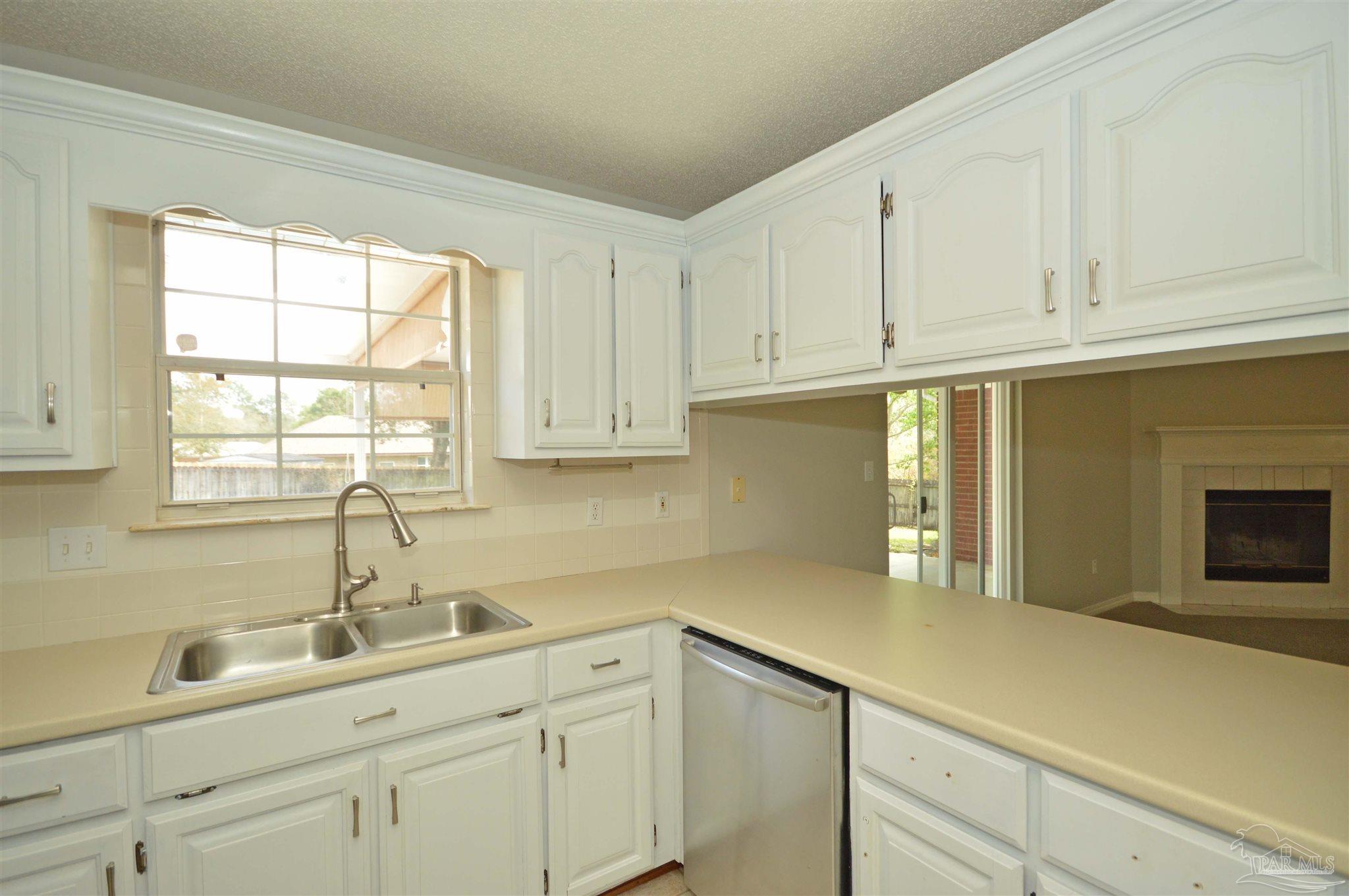 5837 Pebble Ridge Drive Milton, FL 32583 - Photo 18 of 48 Gallery Image 18