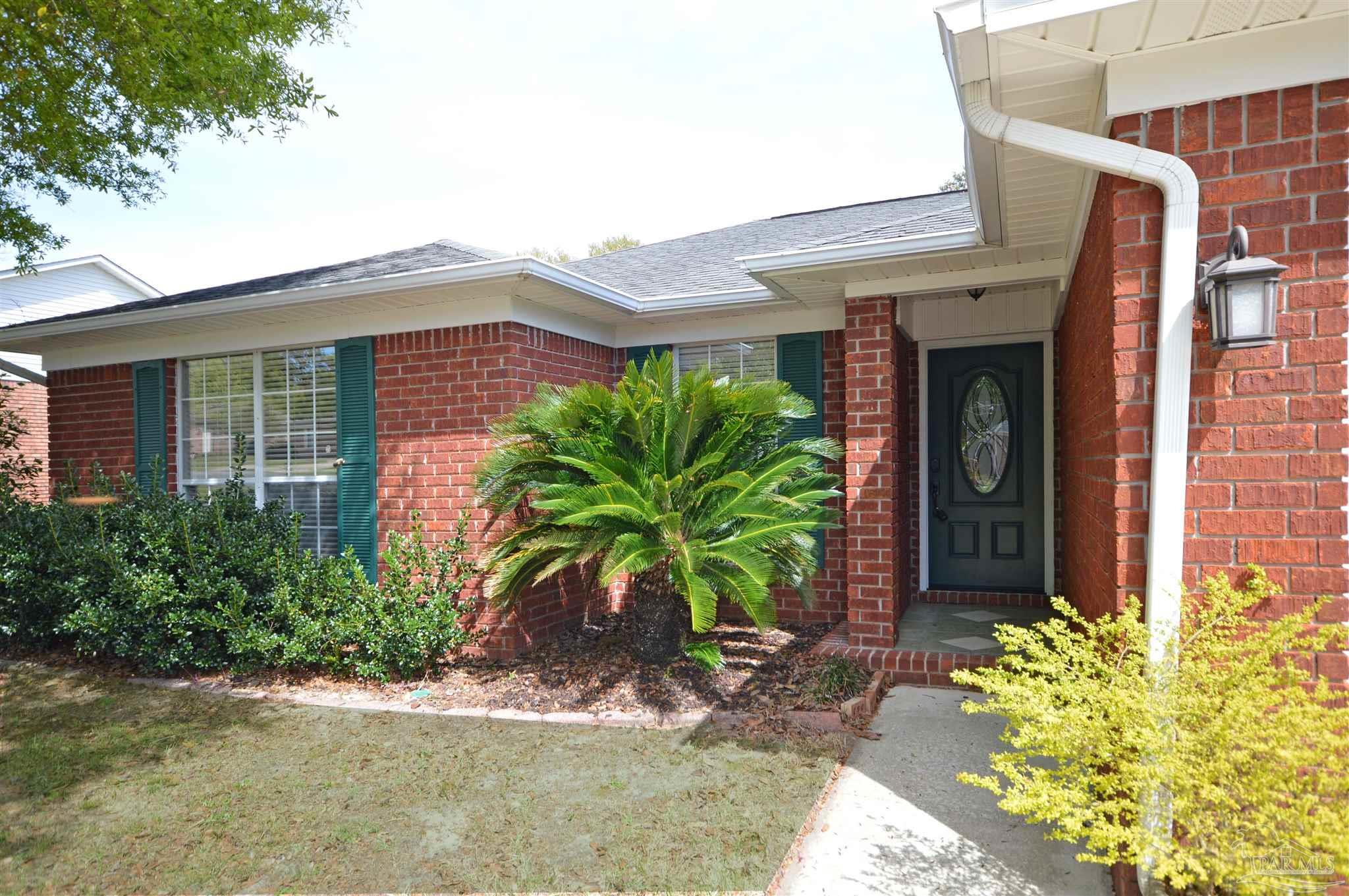 5837 Pebble Ridge Drive Milton, FL 32583 - Photo 4 of 48 Gallery Image 4