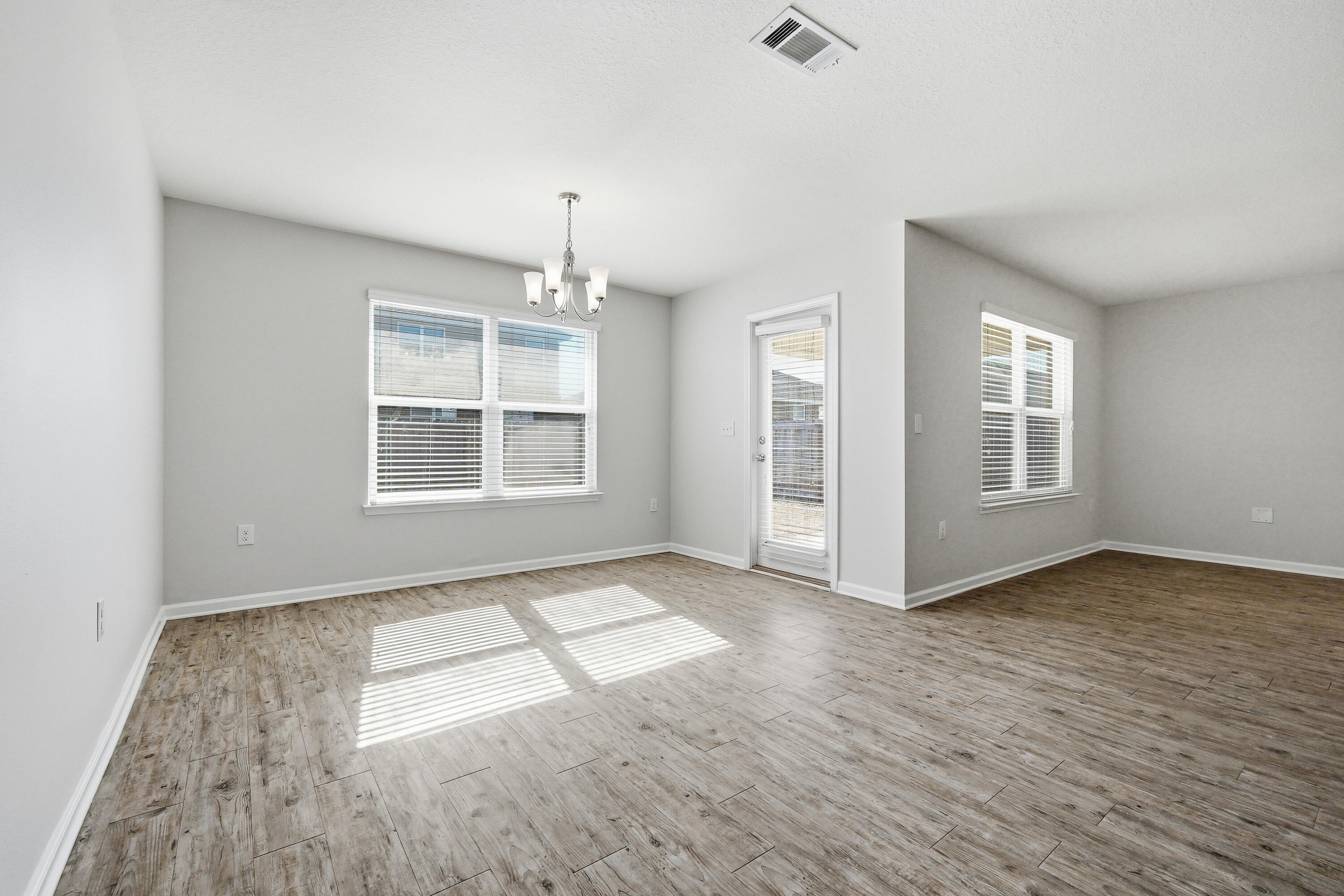 727 Widgeon Way Crestview, FL 32539 - Photo 20 of 41 727 Widgeon Way-45