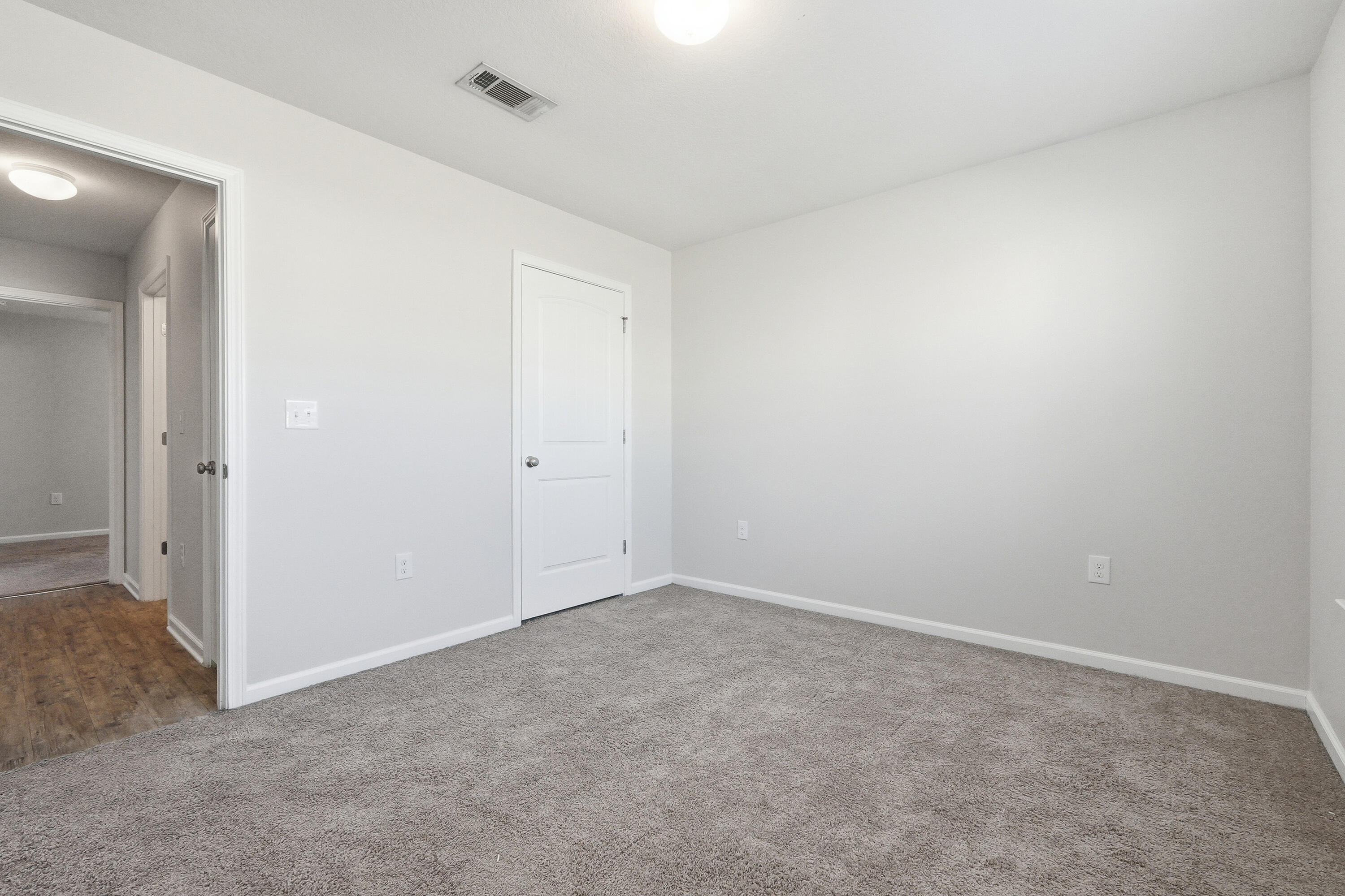 727 Widgeon Way Crestview, FL 32539 - Photo 35 of 41 727 Widgeon Way-16