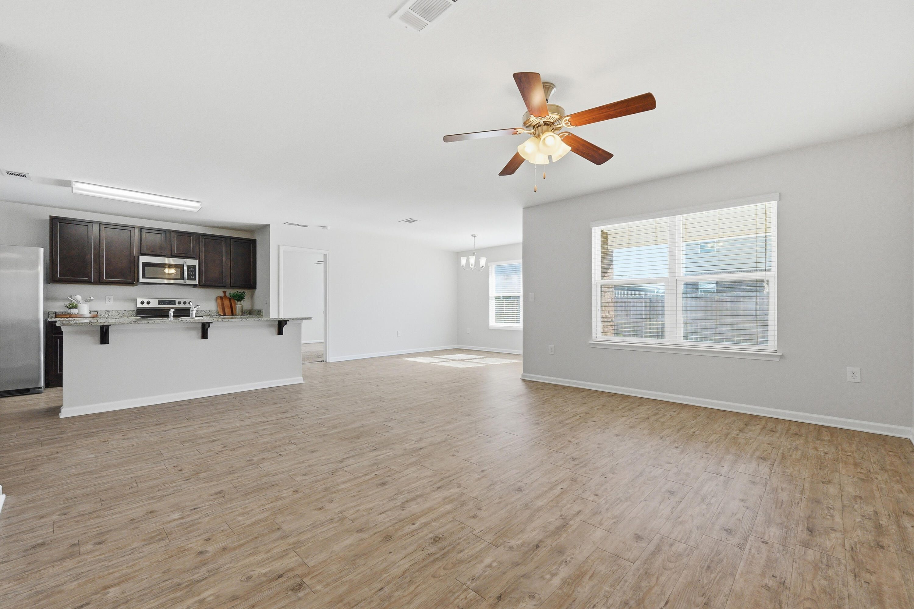 727 Widgeon Way Crestview, FL 32539 - Photo 5 of 41 727 Widgeon Way-51