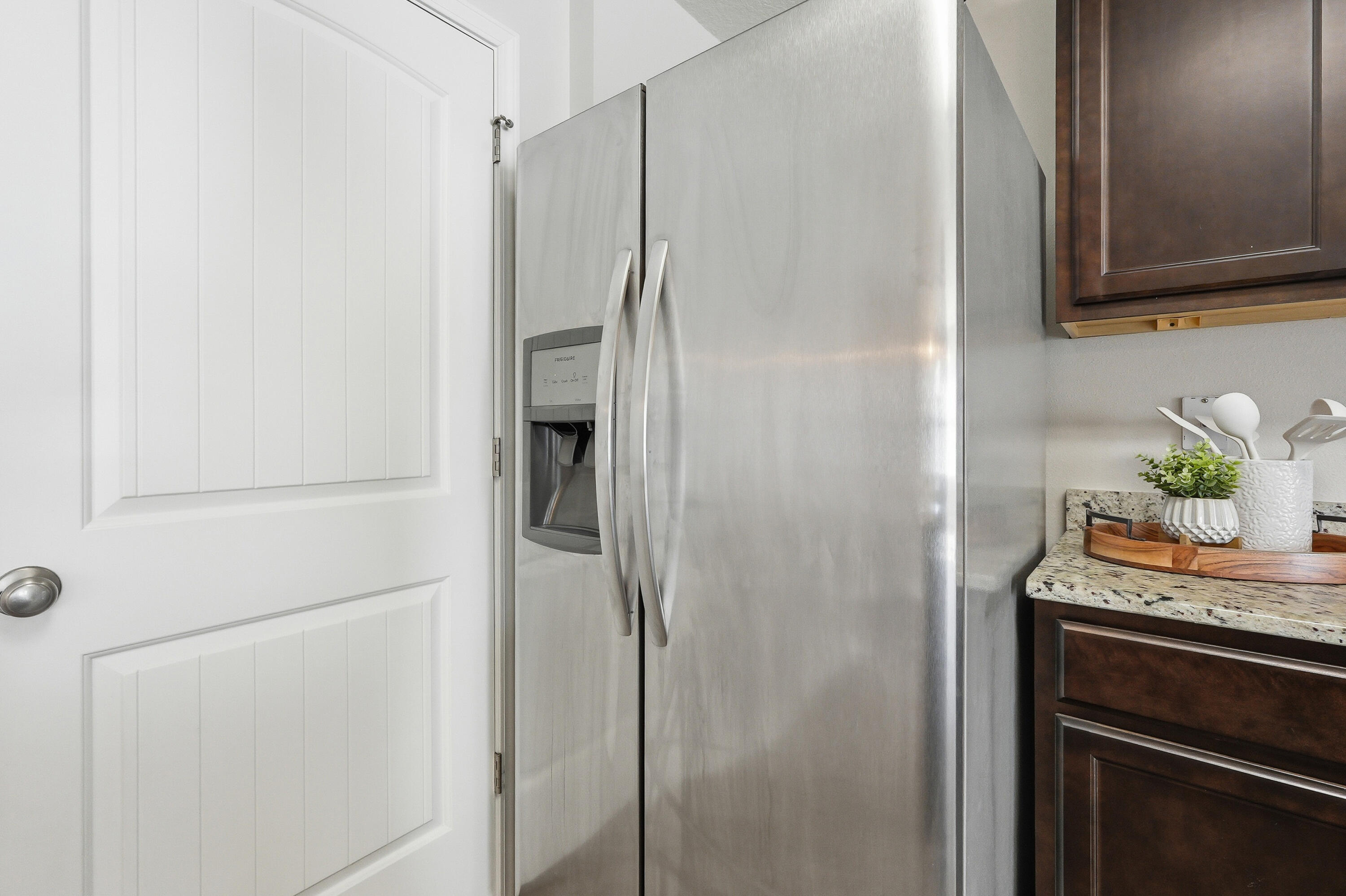 727 Widgeon Way Crestview, FL 32539 - Photo 8 of 41 727 Widgeon Way-42