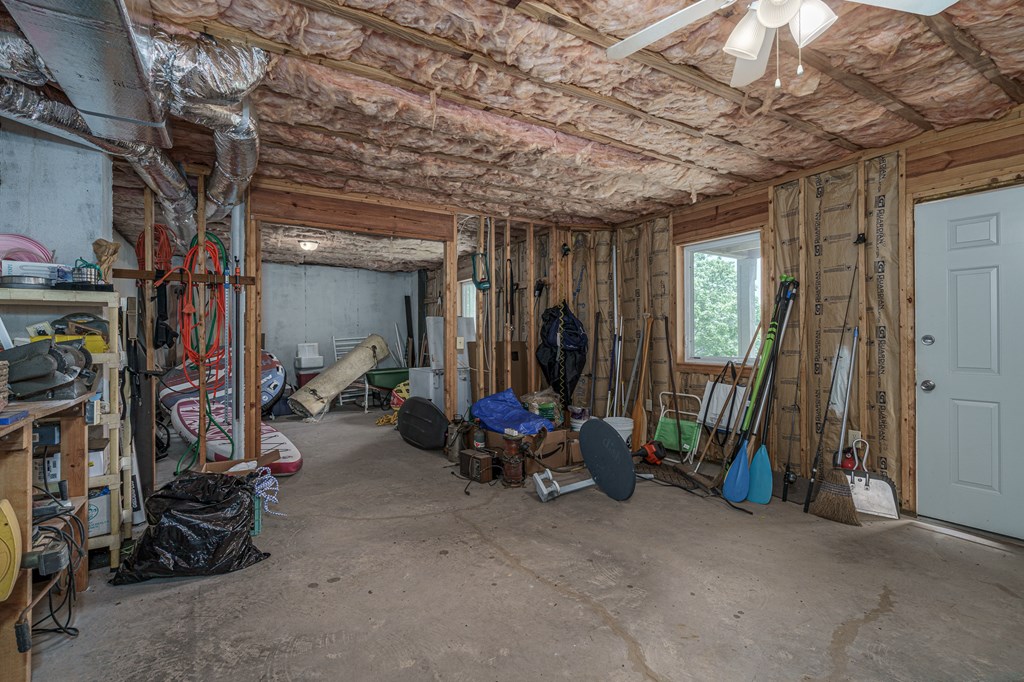 509 Lonesome Pine Road Murphy, NC 28906 - Photo 41 of 70 a view of a room with gym equipment