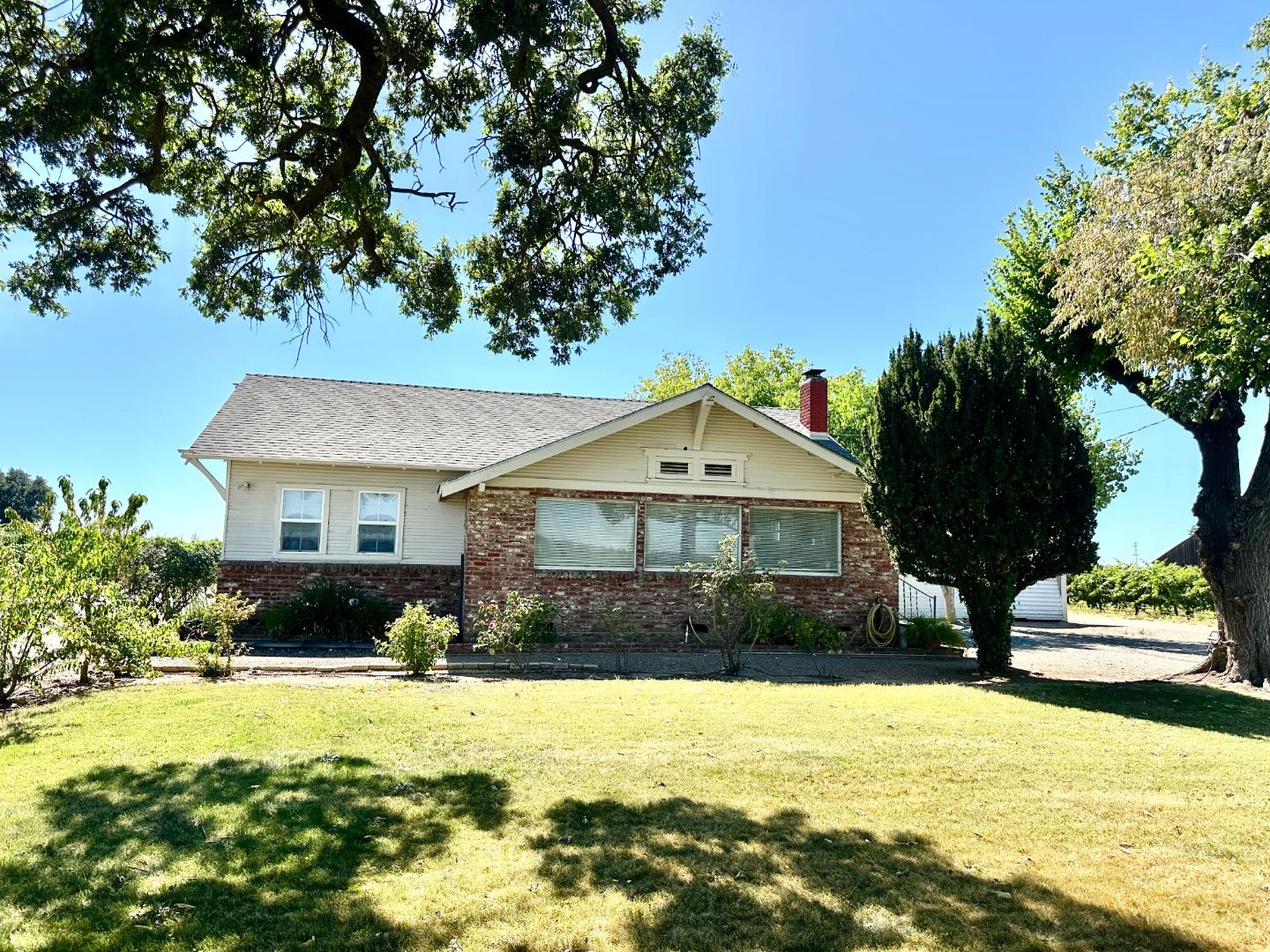 19025 Devries Road Lodi, CA 95242 - Photo 3 of 41