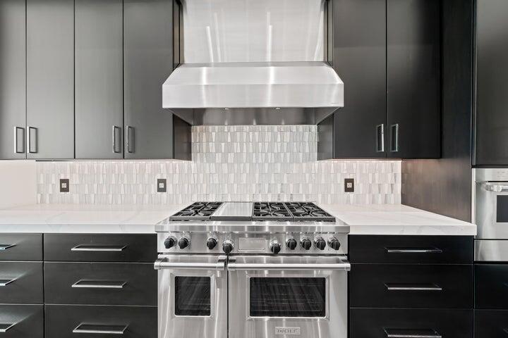 W3830 Scotch Bush Road Lafayette, WI 53121 - Photo 23 of 122 Kitchen