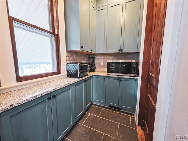 $249,900 | 118 East Genesee Street, Auburn, NY 13021