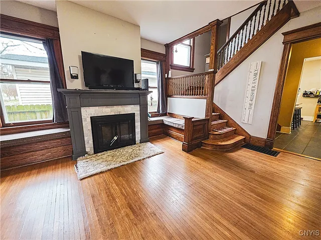 $249,900 | 118 East Genesee Street, Auburn, NY 13021