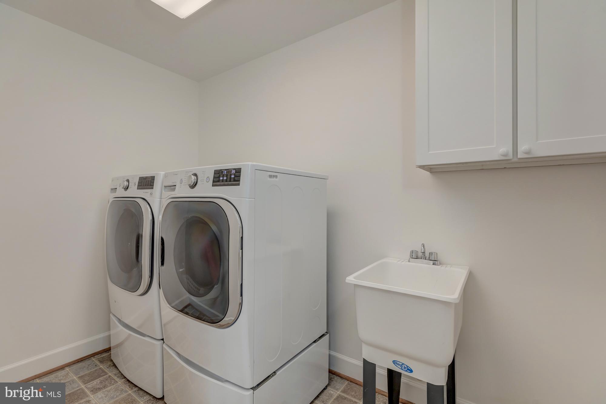 4052 Hunt Road Fairfax, VA 22032 - Photo 31 of 49 Laundry Room