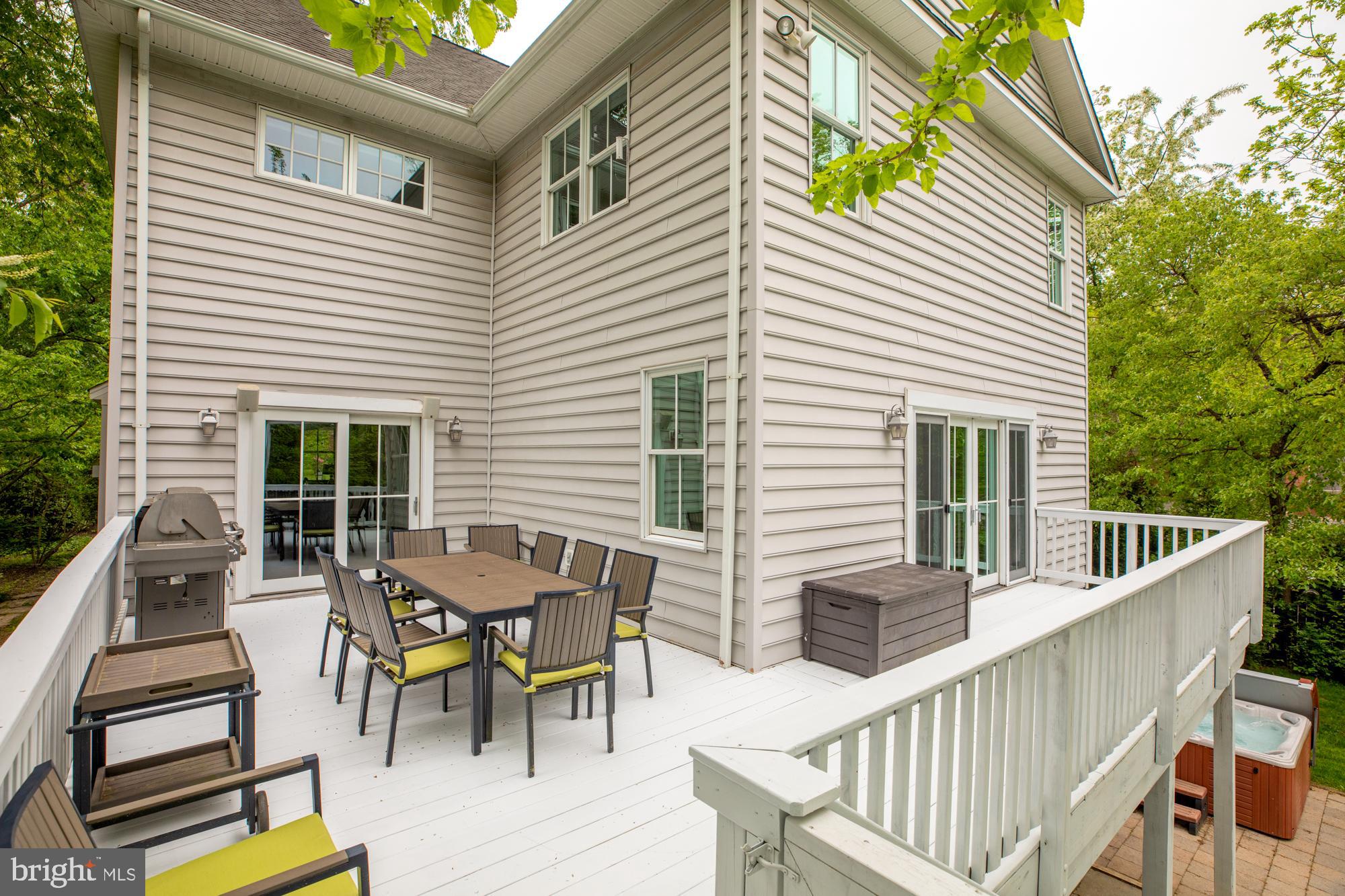 4052 Hunt Road Fairfax, VA 22032 - Photo 43 of 49 Deck and rear of home
