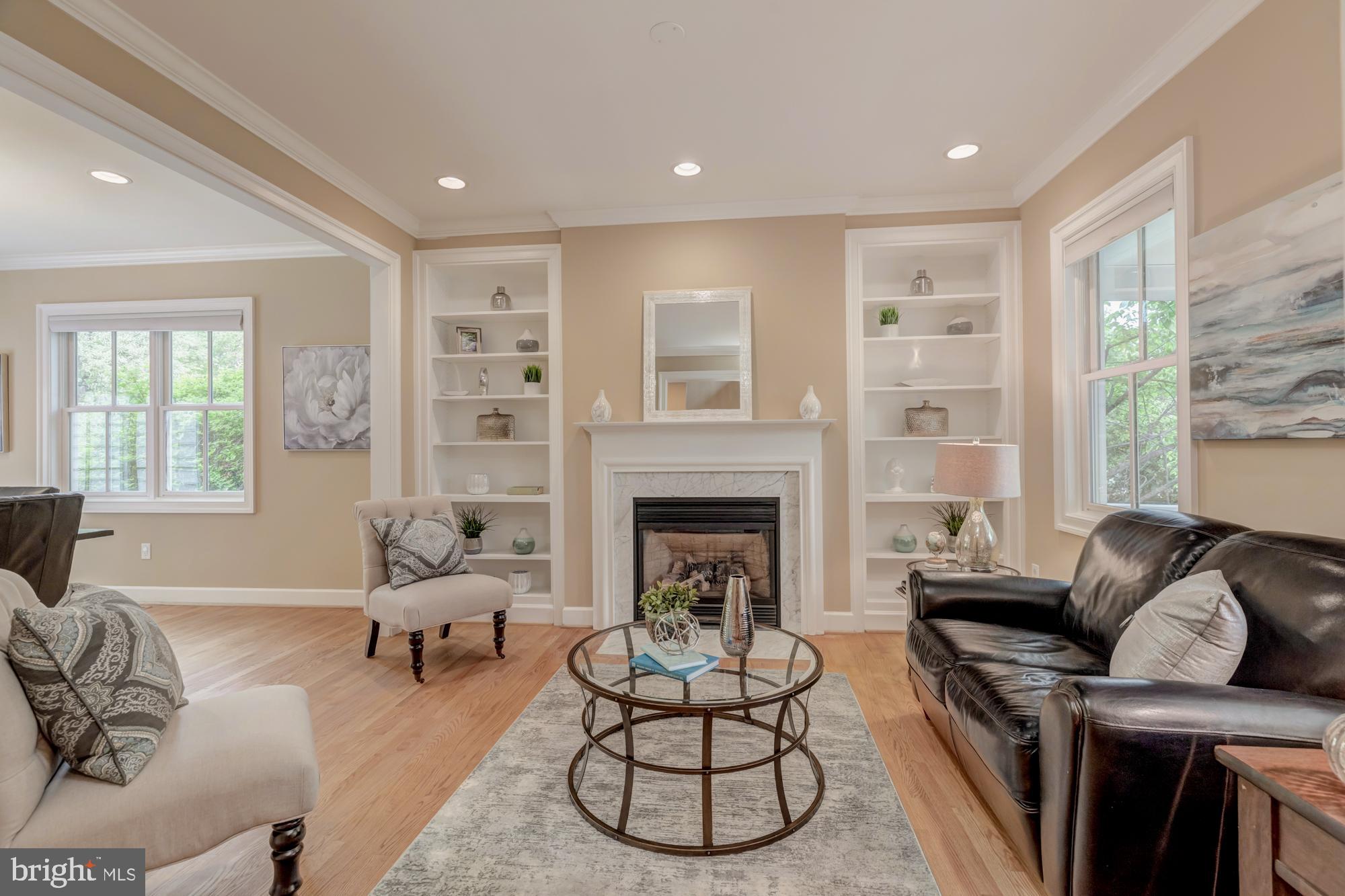 4052 Hunt Road Fairfax, VA 22032 - Photo 6 of 49 Living Room toward fireplace