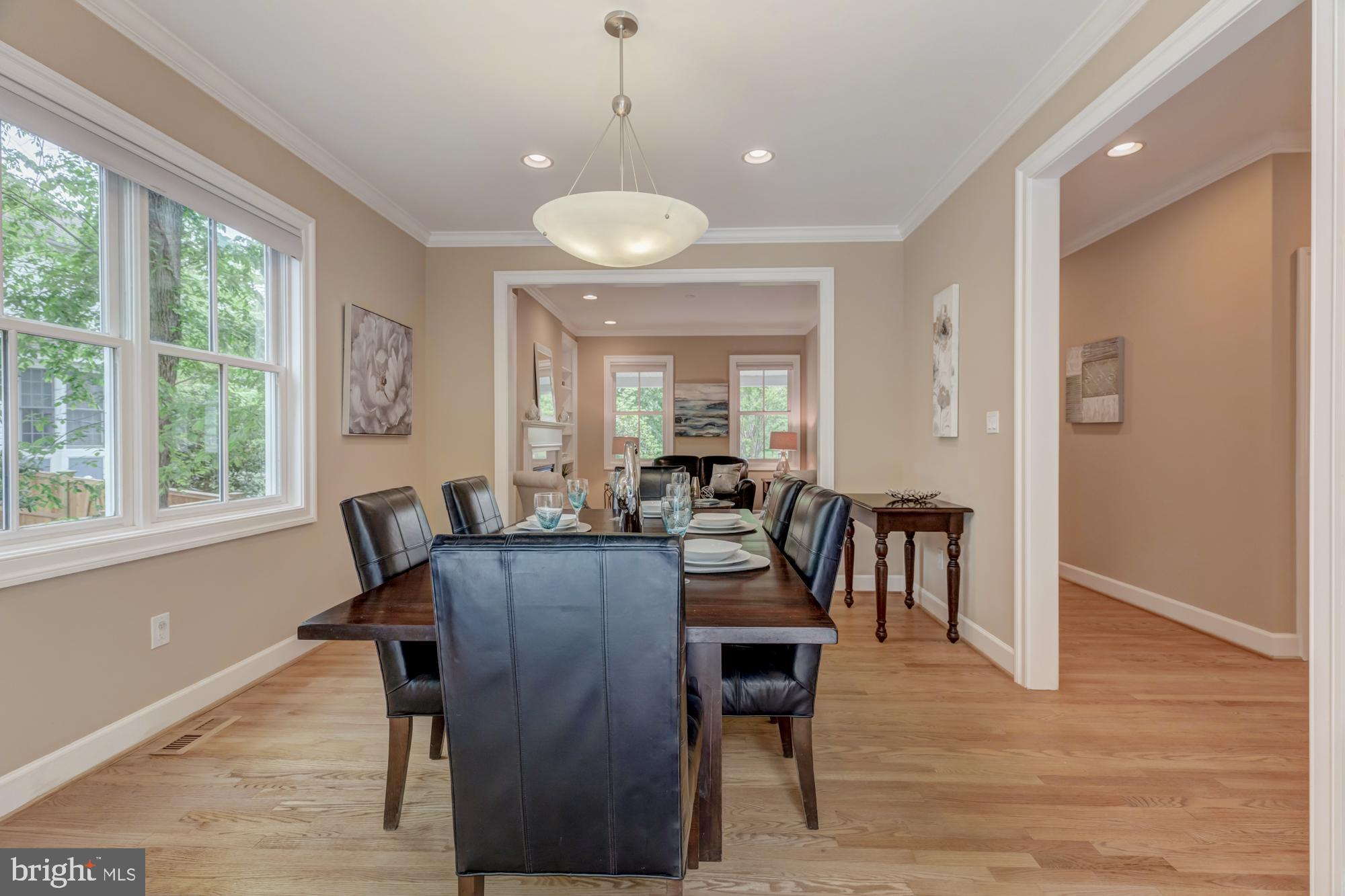 4052 Hunt Road Fairfax, VA 22032 - Photo 10 of 49 Dining room