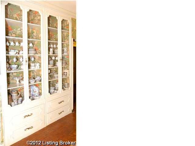 4906 Chenoweth Run Road Louisville, KY 40299 - Photo 3 of 13 Additional Photo