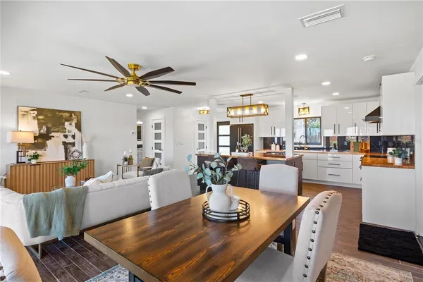 $739,000 | 203 Parkwood Lane, Edgewater, FL 32132