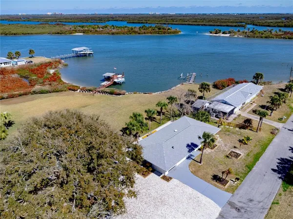 $739,000 | 203 Parkwood Lane, Edgewater, FL 32132