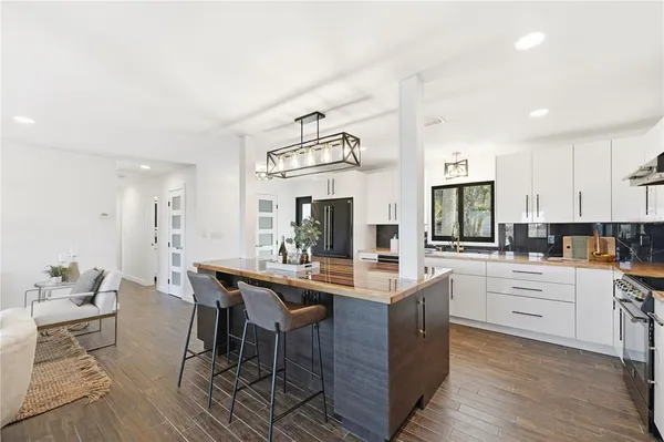 $739,000 | 203 Parkwood Lane, Edgewater, FL 32132