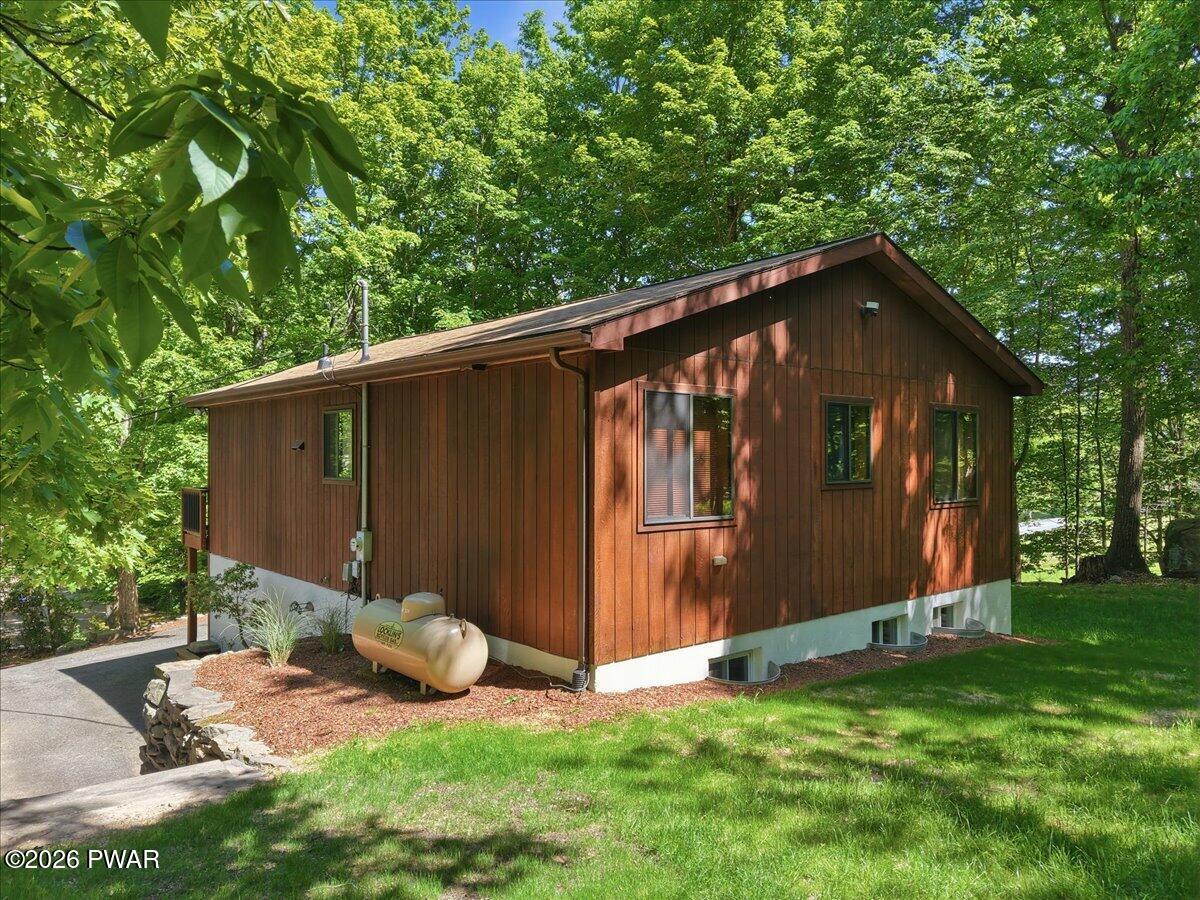 181 Eskra Road Lake Ariel, PA 18436 - Photo 12 of 77