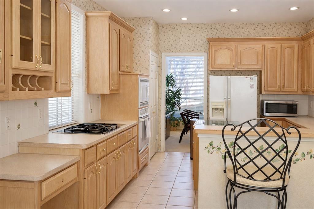 1608 Crown Point Road McKinney, TX 75072 - Photo 11 of 31