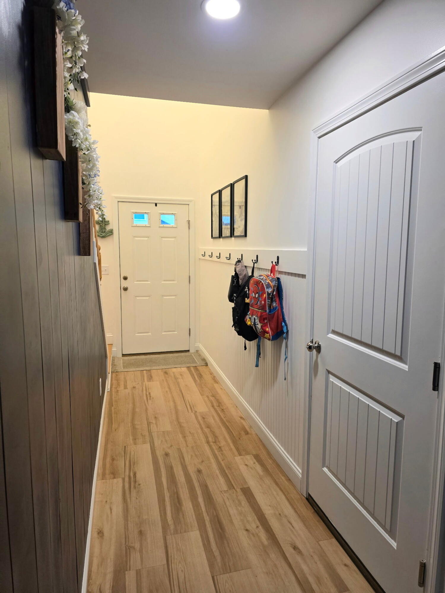 11 Sidetrack Lane Springvale, ME 04083 - Photo 3 of 28 1000036479