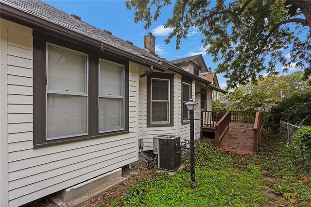 $240,000 | 34 South Jewell Street, Liberty, MO 64068