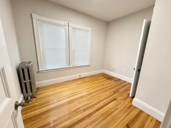 $3,600 | 3 Mt Vernon Street, Unit 2, Boston, MA 02125