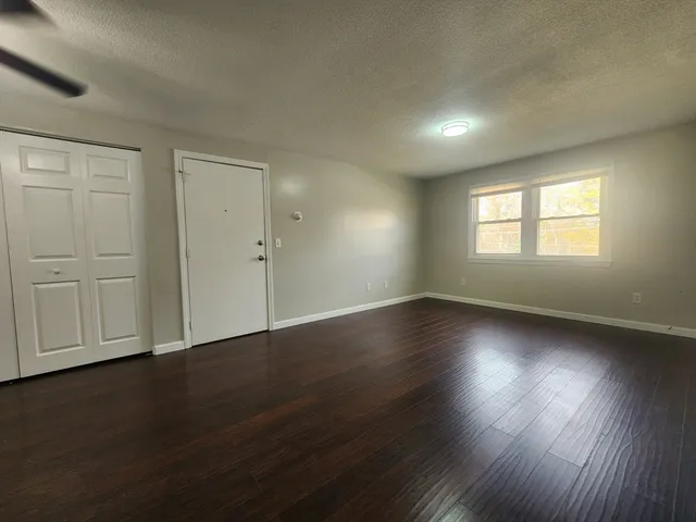 $2,100 | 134 Tyngsboro Road, Unit 10, Chelmsford, MA 01863