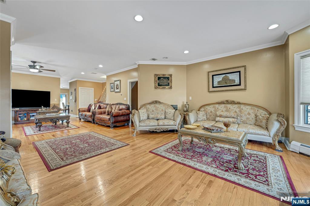 4 8th Street, Unit A Fairview, NJ 07022 - Photo 4 of 35