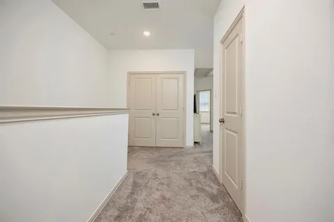 $350,000 | 425 Parkside Drive, Argyle, TX 76226
