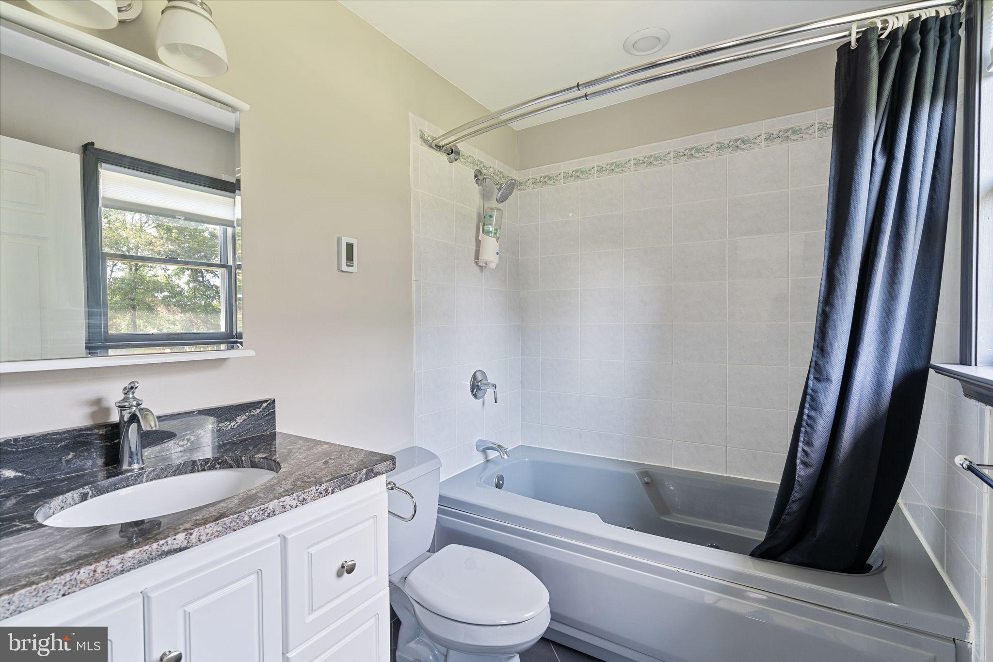 2455 Bedminster Road Perkasie, PA 18944 - Photo 32 of 68