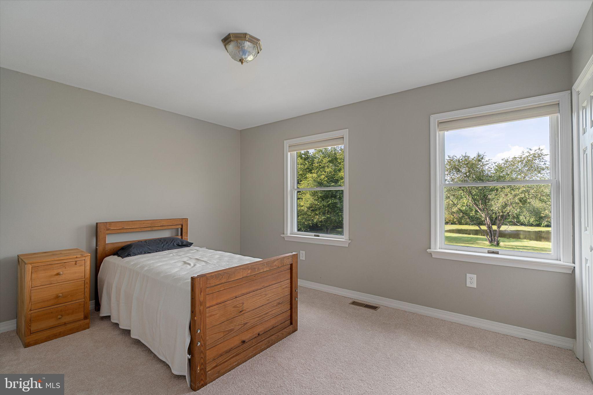 2455 Bedminster Road Perkasie, PA 18944 - Photo 34 of 68