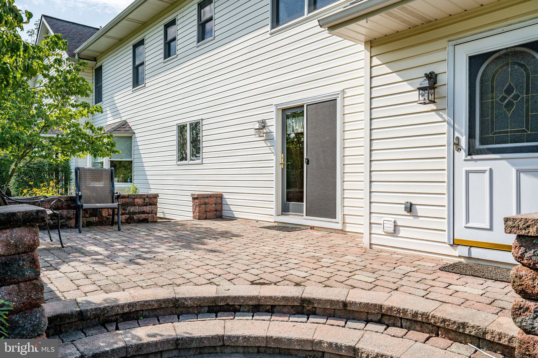 2455 Bedminster Road Perkasie, PA 18944 - Photo 5 of 68