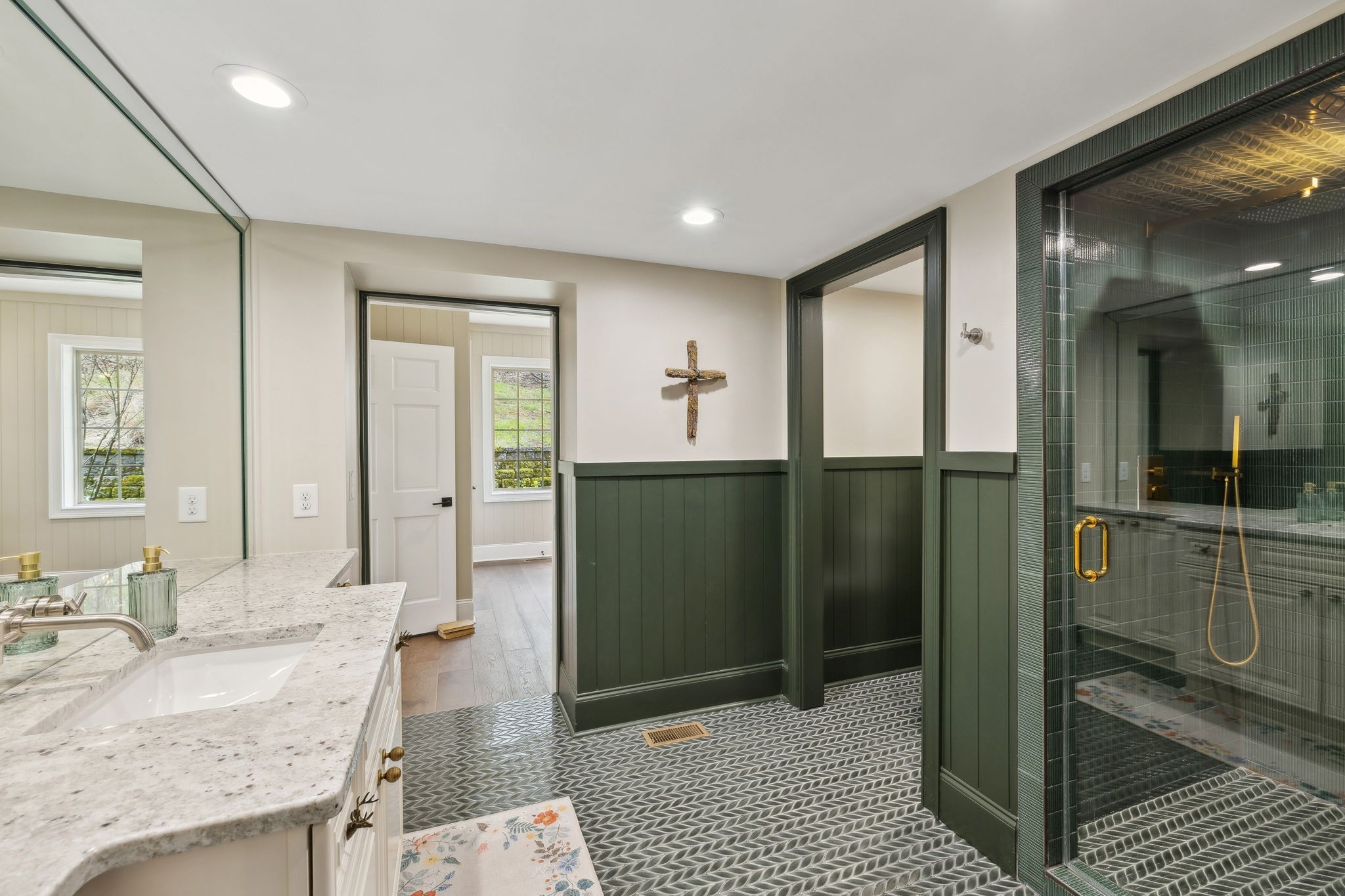 3110 McMillan Road Franklin, TN 37064 - Photo 32 of 96 a bathroom with a granite countertop sink and a mirror