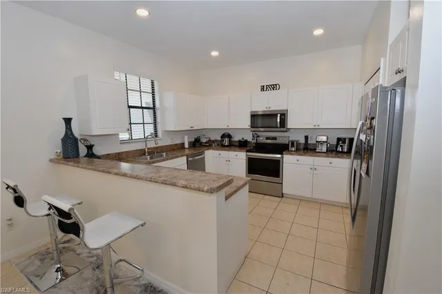 $400,000 | 15151 Summit Pl Circle, Unit 231, Naples, FL 34119