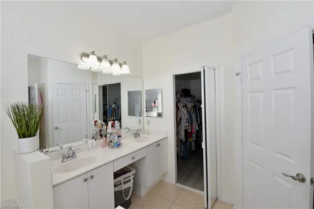 $400,000 | 15151 Summit Pl Circle, Unit 231, Naples, FL 34119