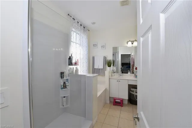 $400,000 | 15151 Summit Pl Circle, Unit 231, Naples, FL 34119